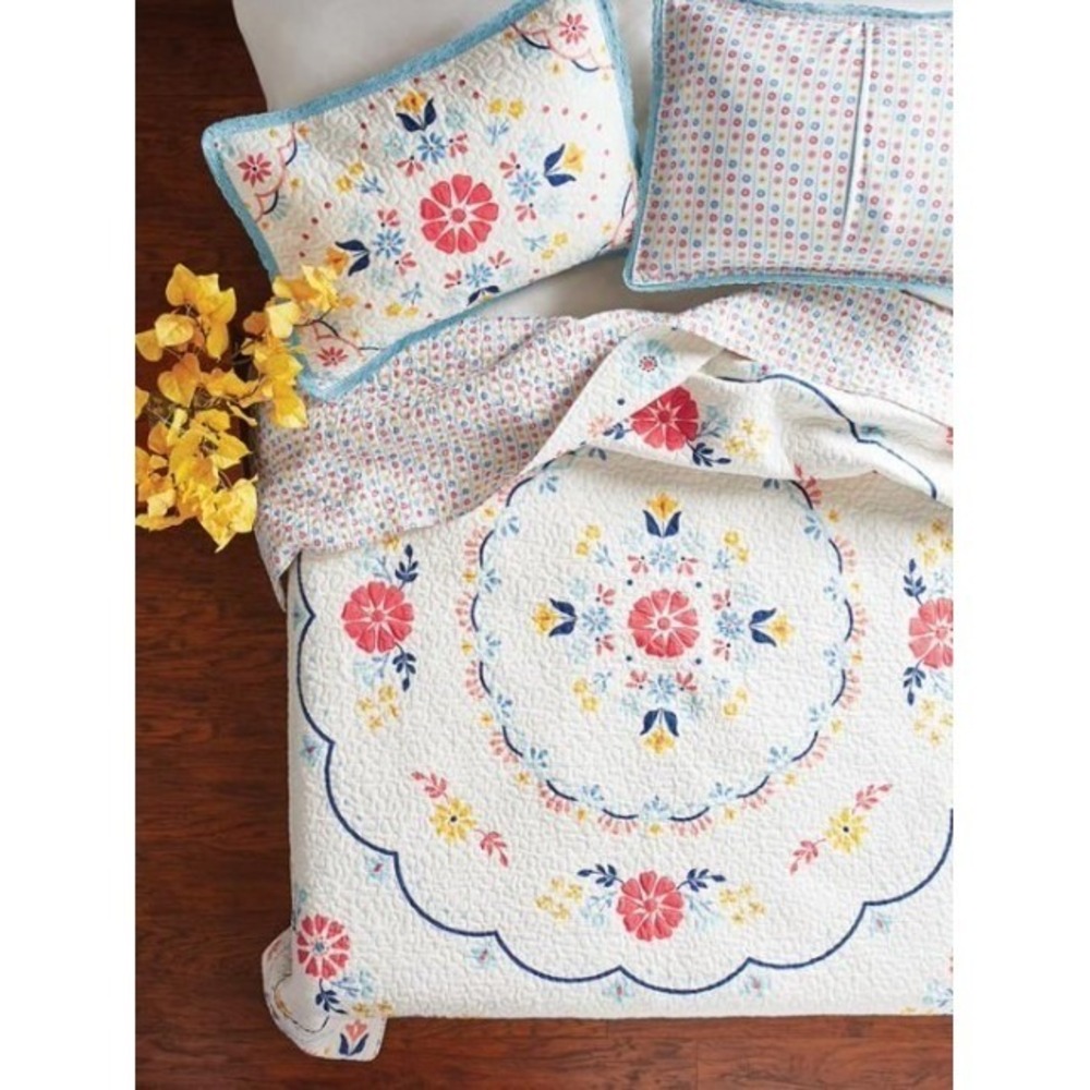 The Pioneer Woman White Floral Quilt Set with Red, Blue, Yellow Accents - Picture 6 of 12